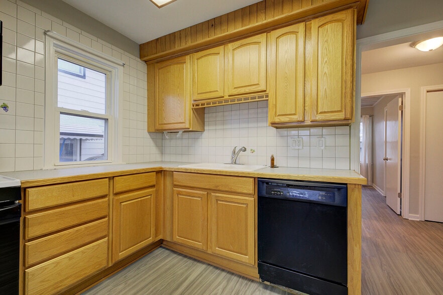 Building Photo - 5808 Gilman St