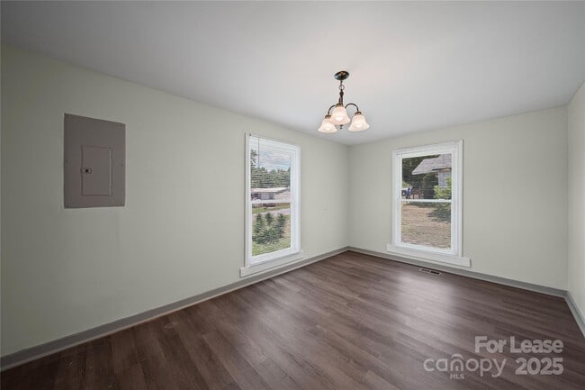 Building Photo - 202 Horne Rd
