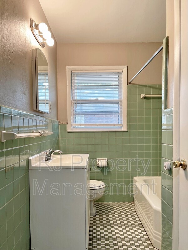 Building Photo - 1711 Goodhaven Dr