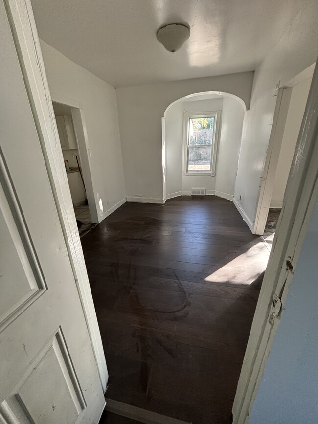 Dining area - 1232 Cherry St