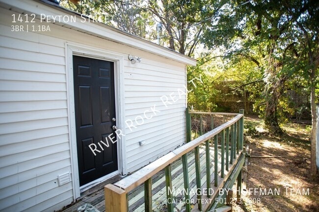 Building Photo - 1412 Peyton St