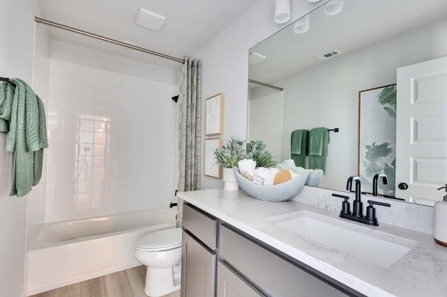 Building Photo - 2243 Oscar Eli Pl