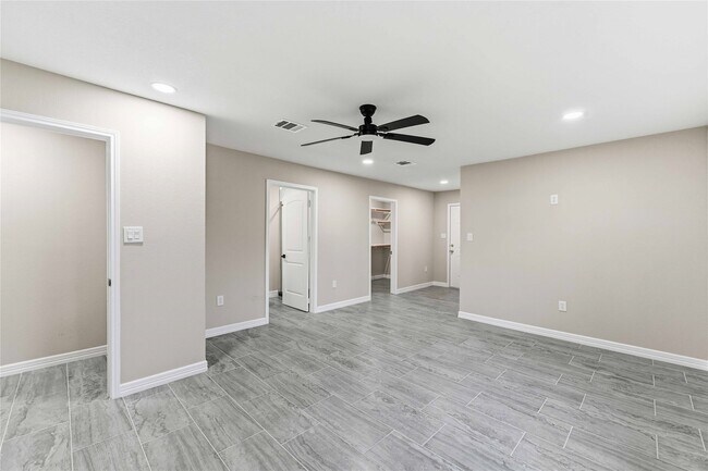 Building Photo - 8137 Way St