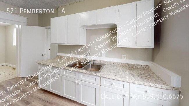 Building Photo - 571 Pemberton-A