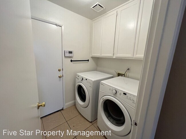 Building Photo - 3 br, 2 bath House - 3115 Cedar Springs Ct