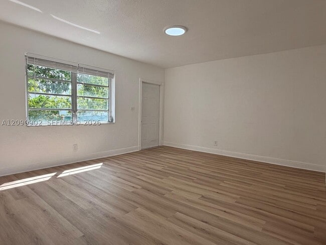 Building Photo - 1252 NW 58th St