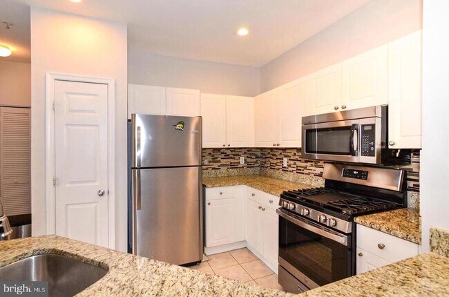 Building Photo - 11317 Aristotle Dr