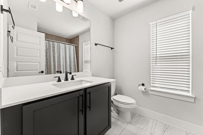 Building Photo - 8512 McKamy Dr