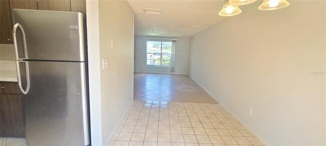 Building Photo - 1610 S Palmetto Ave