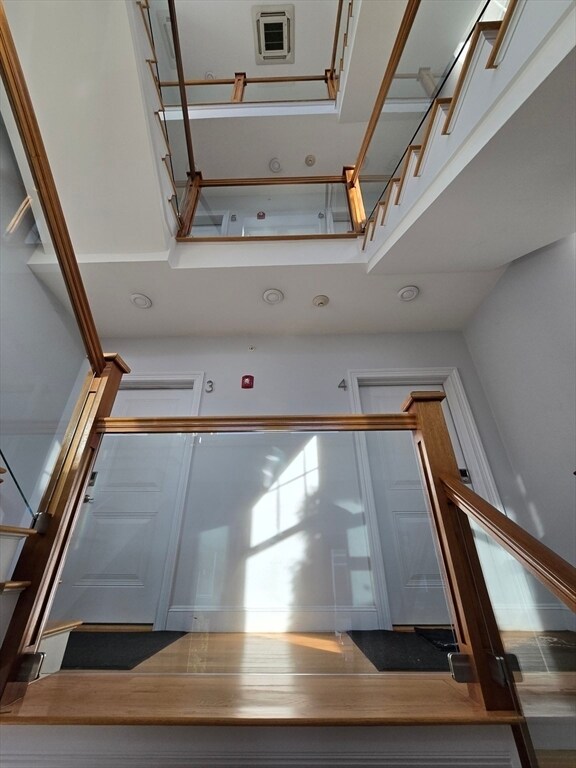 Building Photo - 214-216-216 E Eagle St