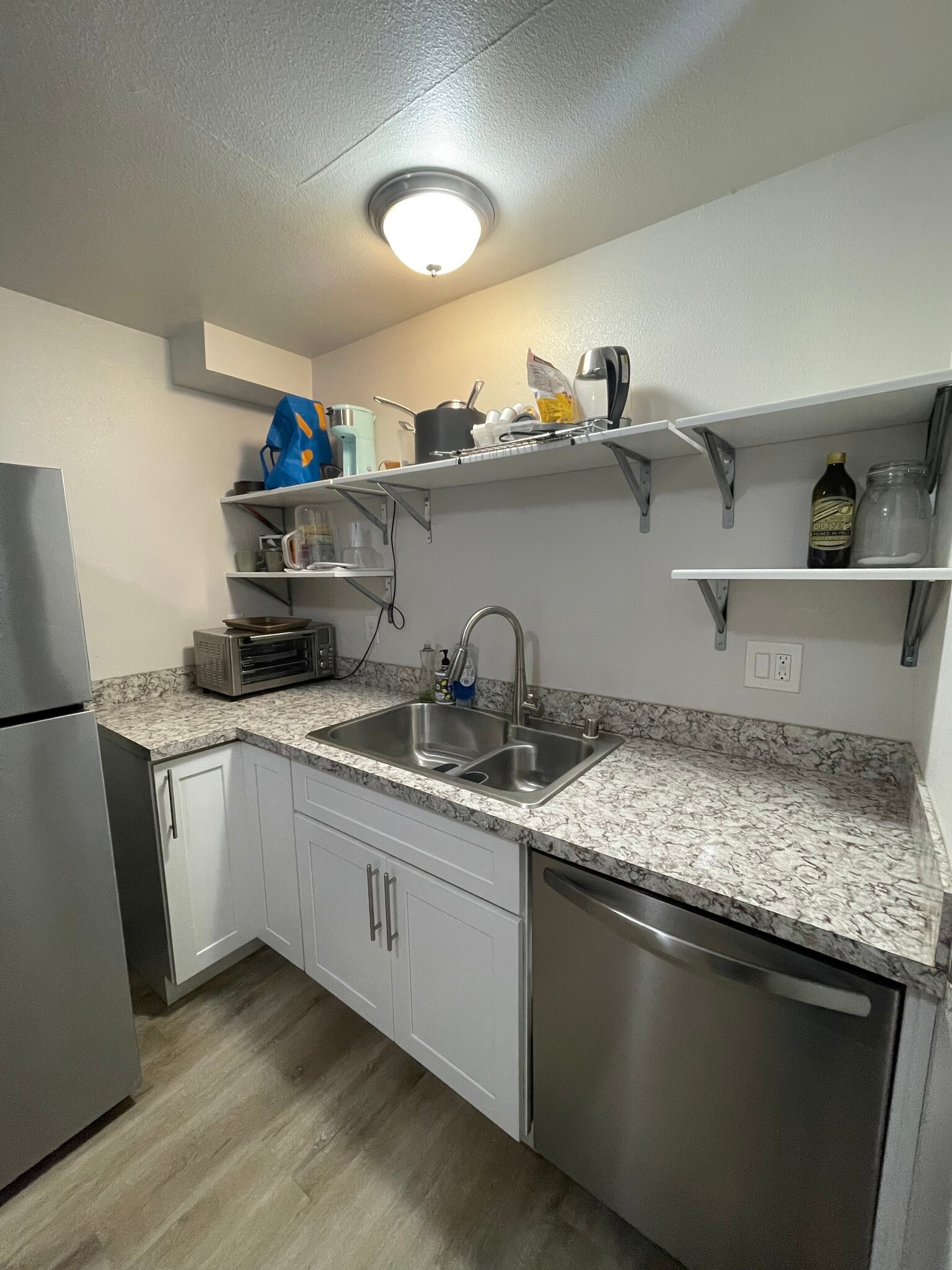 Building Photo - 1522 Taylor Ave N