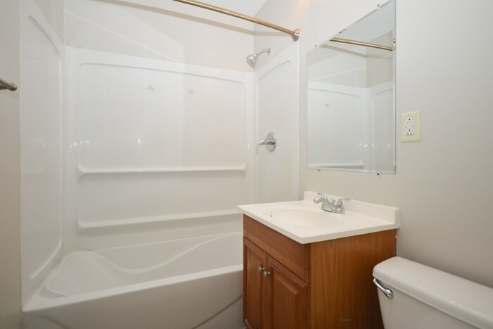 Building Photo - 655 S Alpha Ave