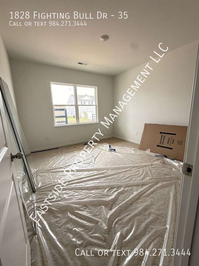 Building Photo - 1828 Fighting Bull Dr