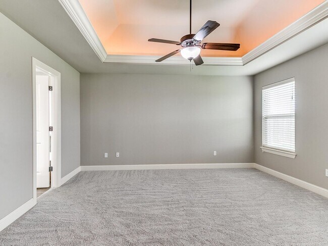 Building Photo - 4817 Arbuckle Dr