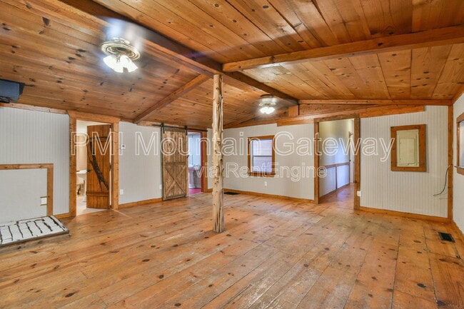 Building Photo - 455 Cantrell Rd