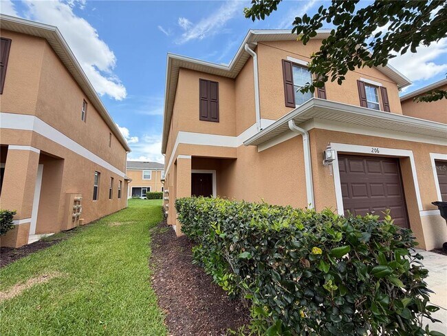 Building Photo - 206 Scaton Way