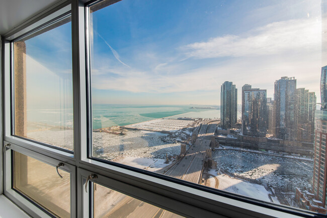 Building Photo - 474 N Lake Shore Dr