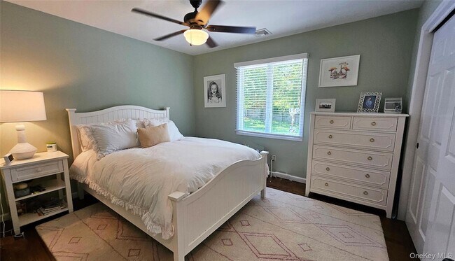 Building Photo - 11 John St