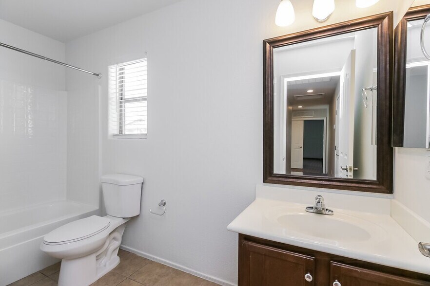 Building Photo - 3874 E Jasper Dr