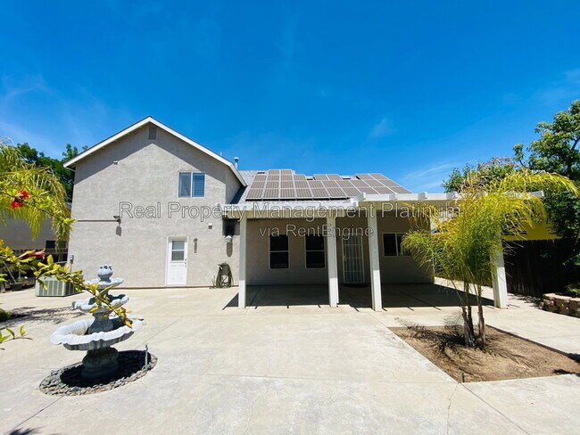 Building Photo - 7115 N Cecelia Ave