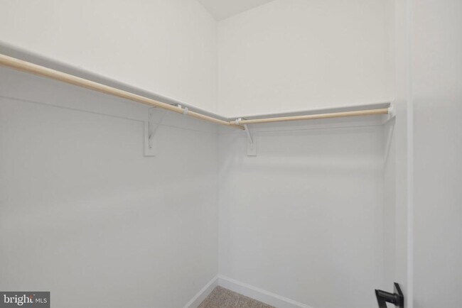Building Photo - 301 Kingdom Dr
