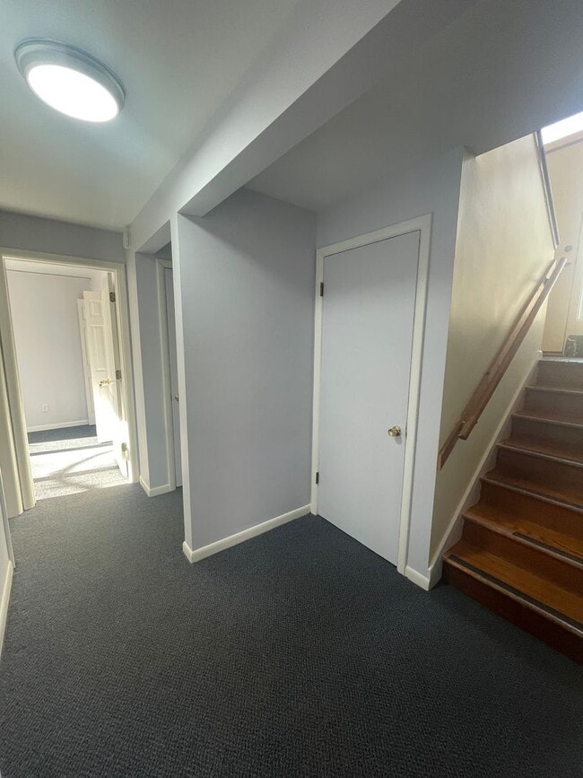 Building Photo - 4 Bed / 2 Bath Home Near Virginia Park | Flexible Lease Start Date