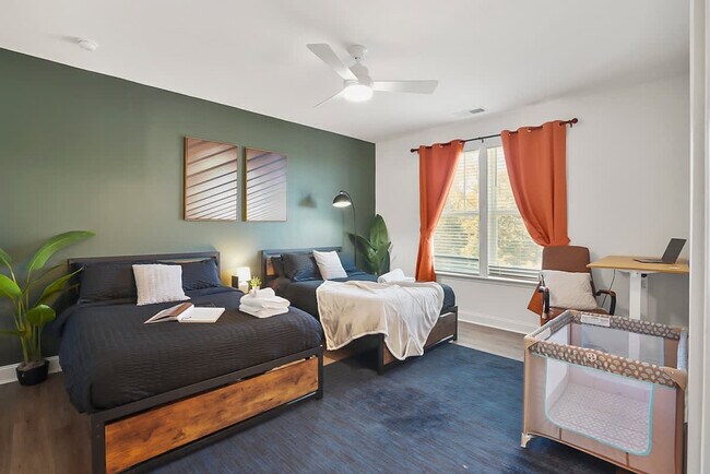 Building Photo - 4118 Bunker Dr