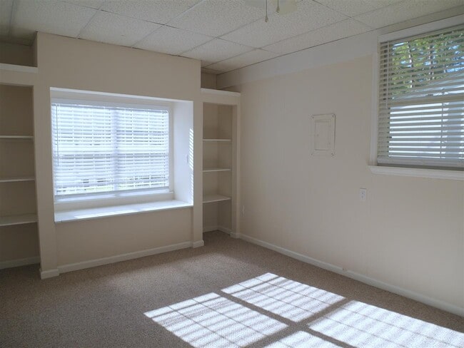 Building Photo - 1232 Winifred Dr