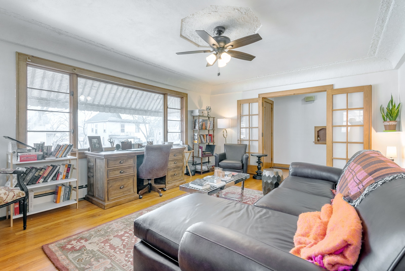 Building Photo - 302 S Brooks St