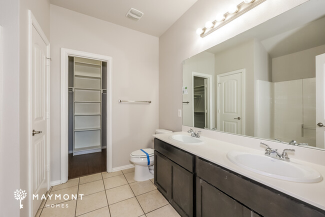 Building Photo - 9120 Abaco Way