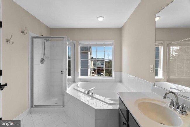Building Photo - 44237 Sonora Ln