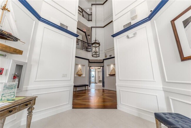 Building Photo - 715 NW Flagler Ave