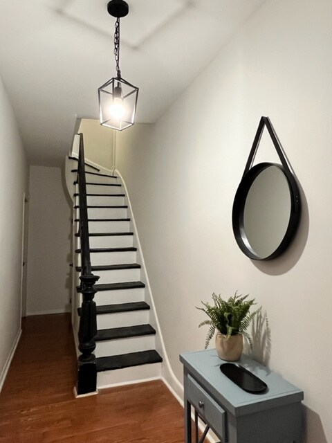 Building Photo - 12 W 52nd St