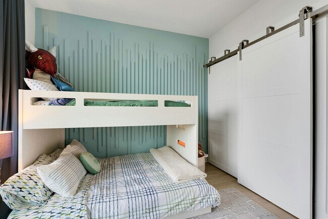 Building Photo - 9 Ave at Port Imperial