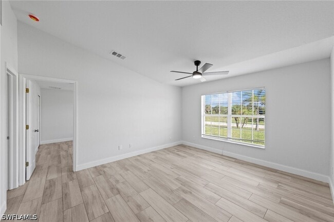 Building Photo - 2022 NW 9th Terrace