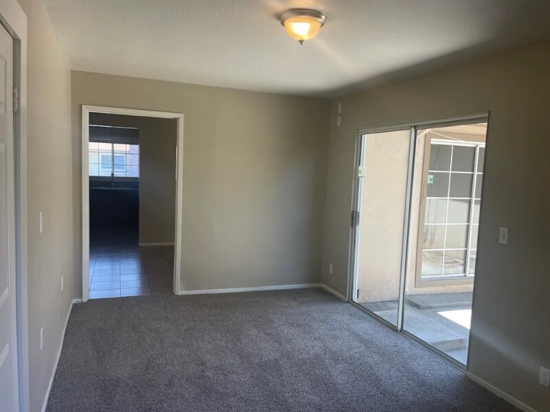 Building Photo - 6900 Malibu Dr