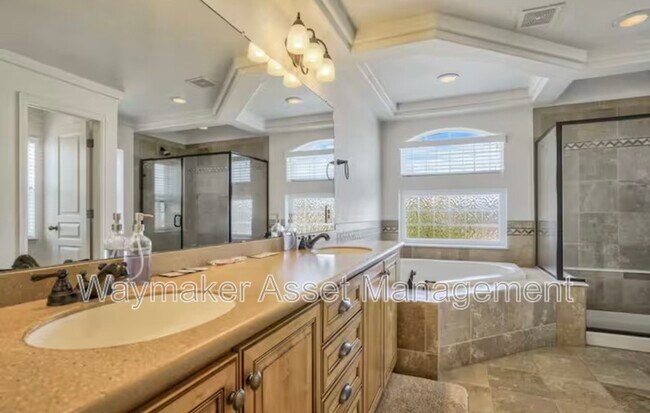 Building Photo - 10904 Cascading Spring Cir