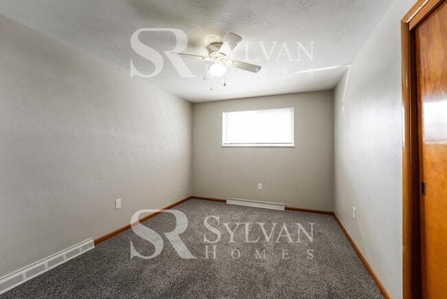 Building Photo - Everything you have been dreaming of is he...