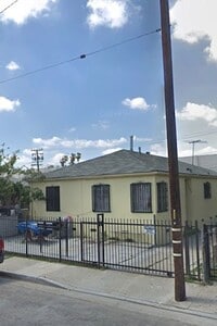 Building Photo - 1231 S Duncan Ave