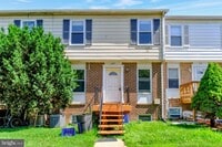 Building Photo - 577 W Diamond Ave