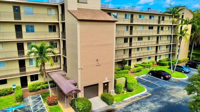 Building Photo - 7840 NW 50th St