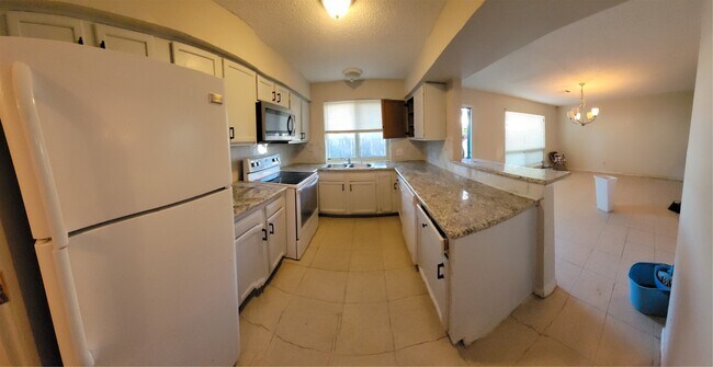 Building Photo - 2139 Shiveley Cir