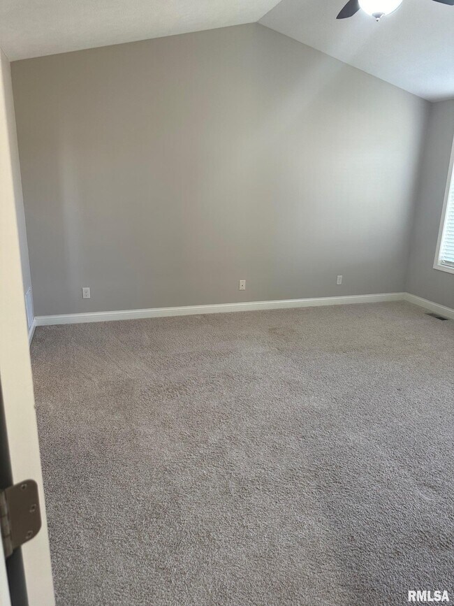 Building Photo - 11212 N Granite St