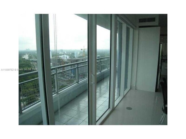 Building Photo - 60 SW 13th St