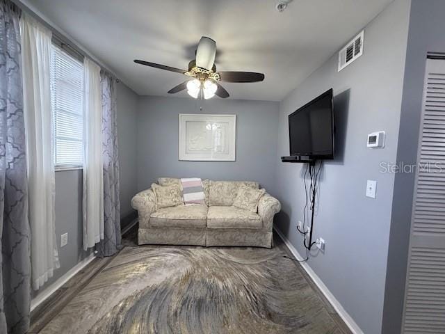 Building Photo - 5001 Baraldi Cir
