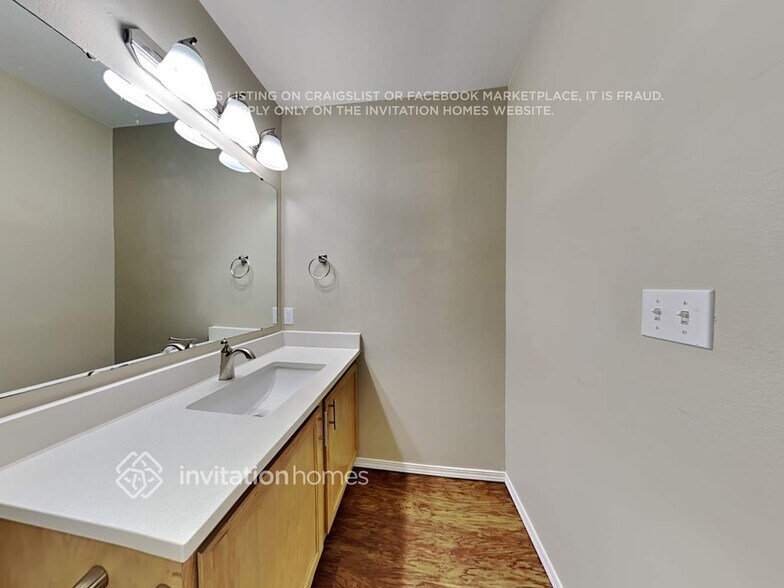 Building Photo - 8118 203rd St Ct E