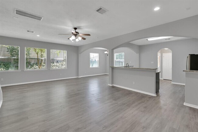 Building Photo - 12942 Iris Garden Ln