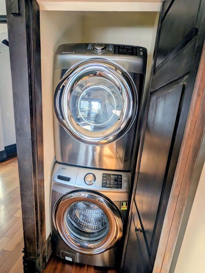 Building Photo - 1418 67th St