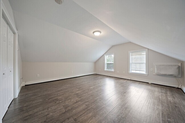 Building Photo - 238 Neponset St