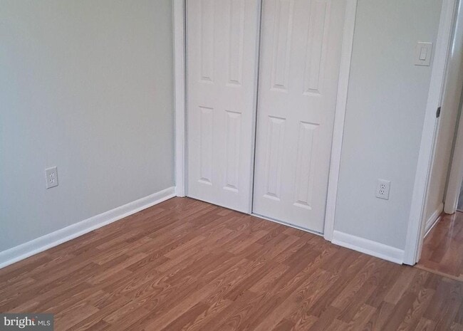 Building Photo - 14362 Southgate Ct